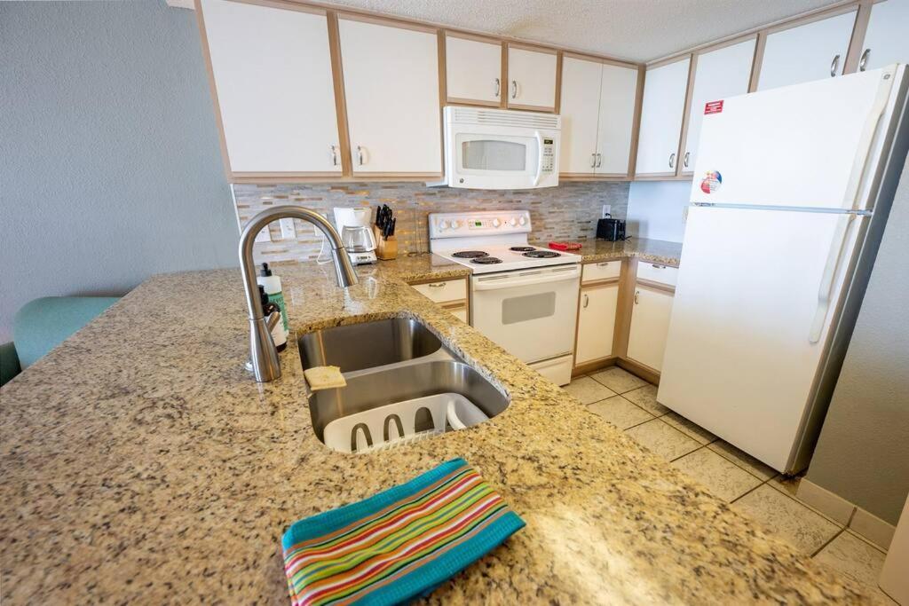 Baywatch Renovated, Unobstructed Oceanfront Views! Villa Миртъл Бийч Екстериор снимка